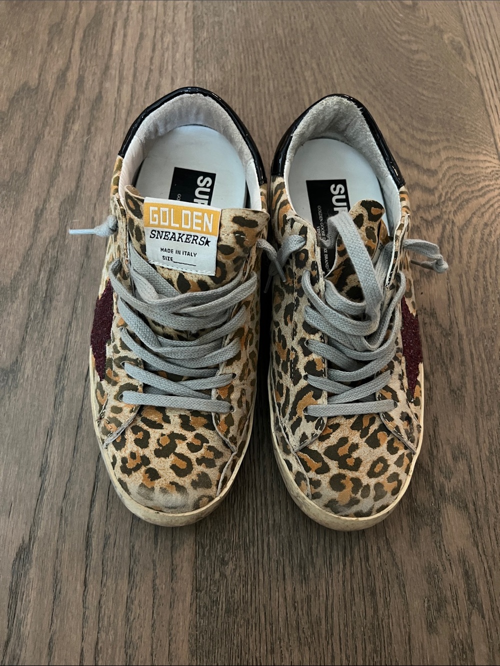 Golden Sneakers Leopard Print Low-Top Sneakers with Red Star